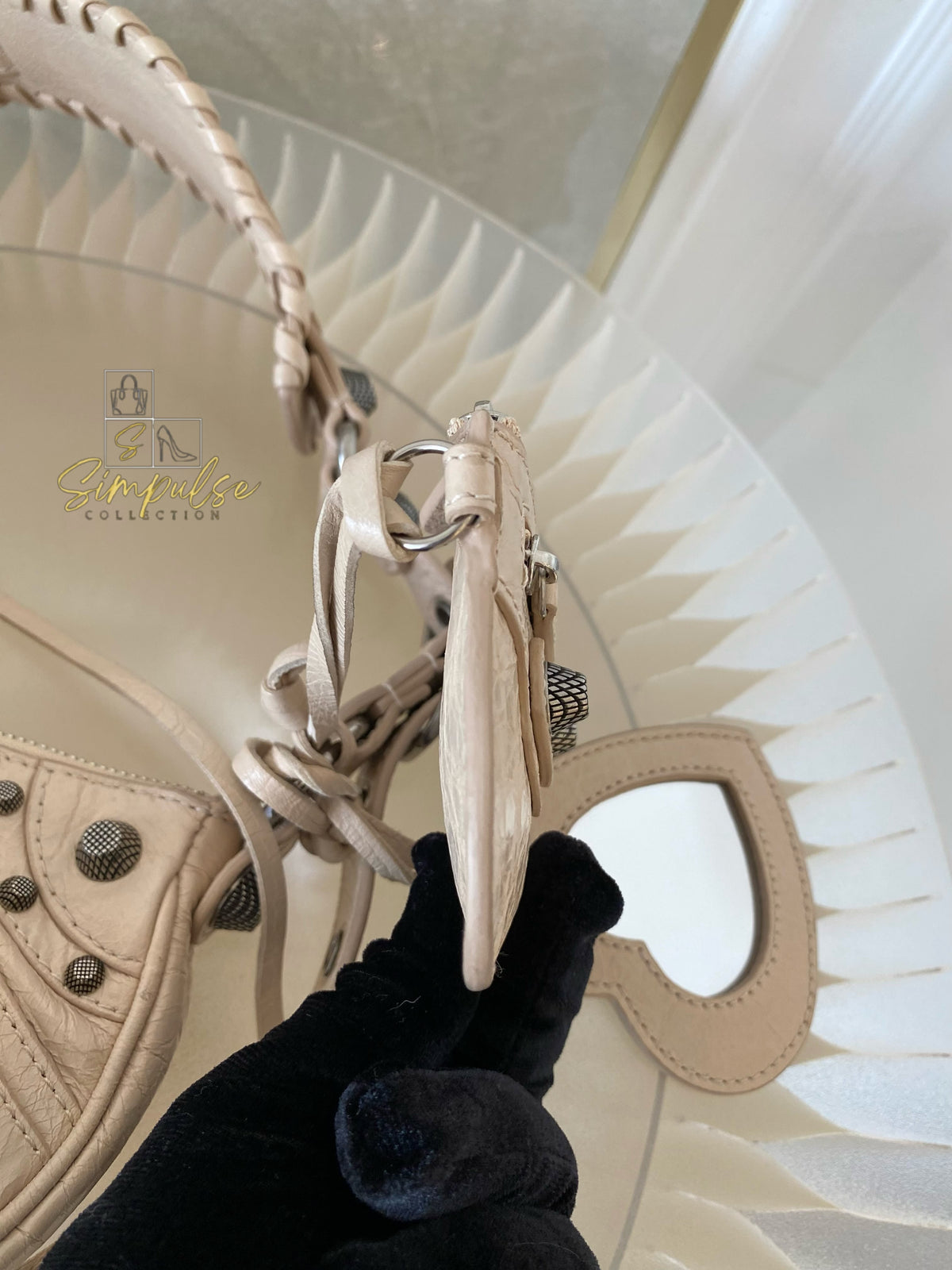 BALENCIAGA LE CAGOLE Xs SHOULDER BAG LAMBSKIN