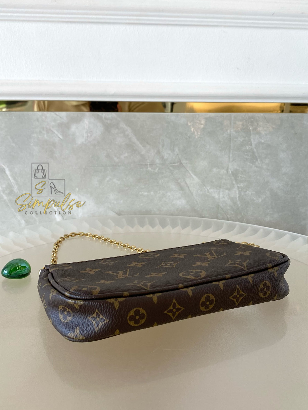 LOUIS VUITTON MULTI POCHETTE MONOGRAM W/GREEN STRAP