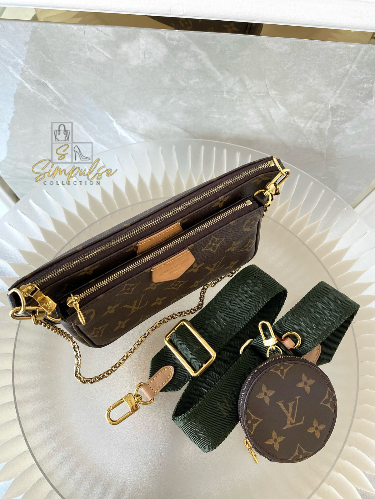 LOUIS VUITTON MULTI POCHETTE MONOGRAM W/GREEN STRAP