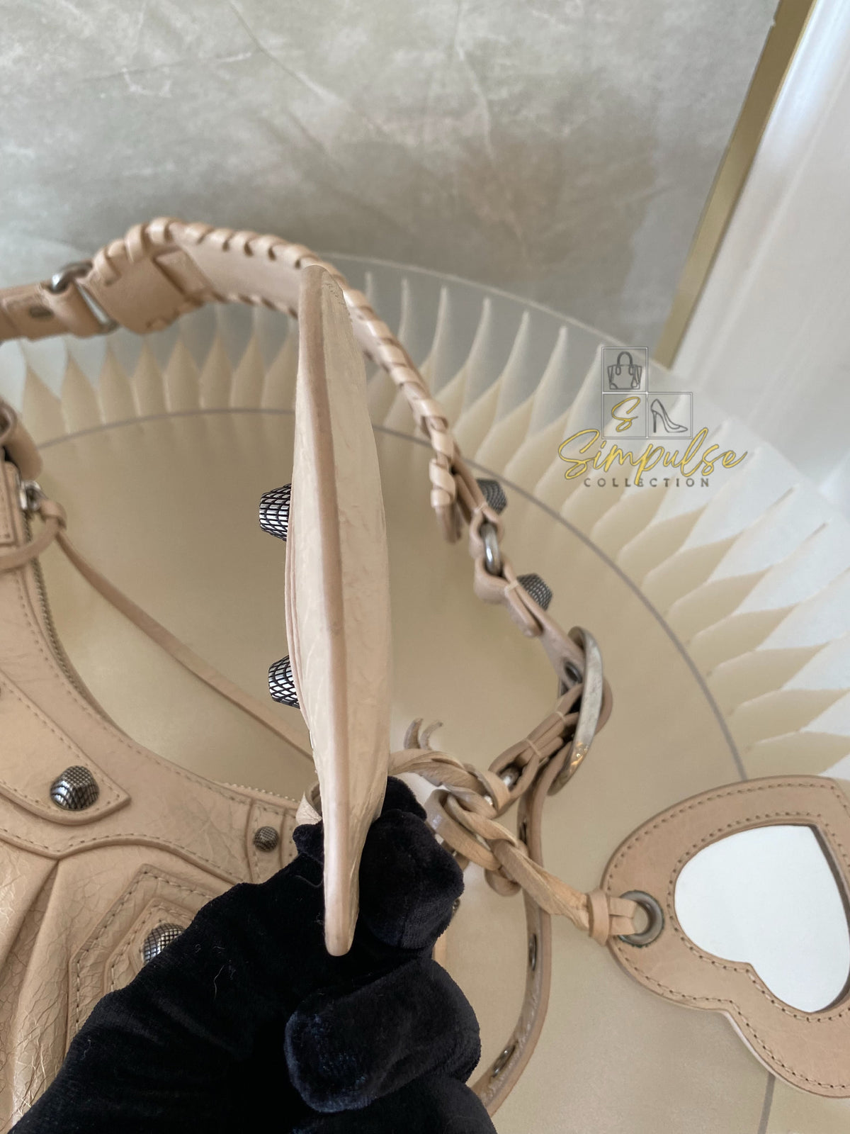 BALENCIAGA LE CAGOLE Xs SHOULDER BAG LAMBSKIN