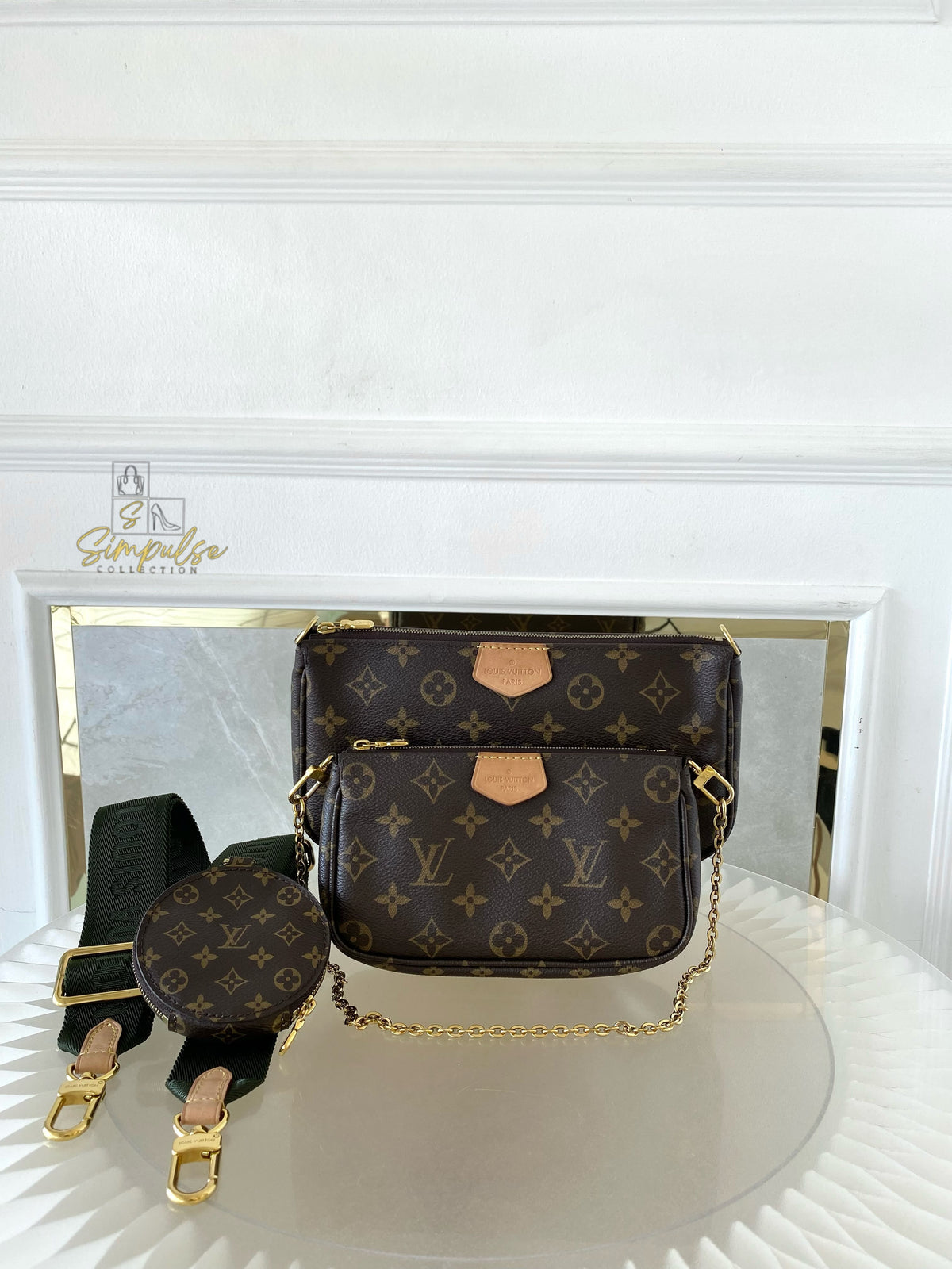 LOUIS VUITTON MULTI POCHETTE MONOGRAM W/GREEN STRAP
