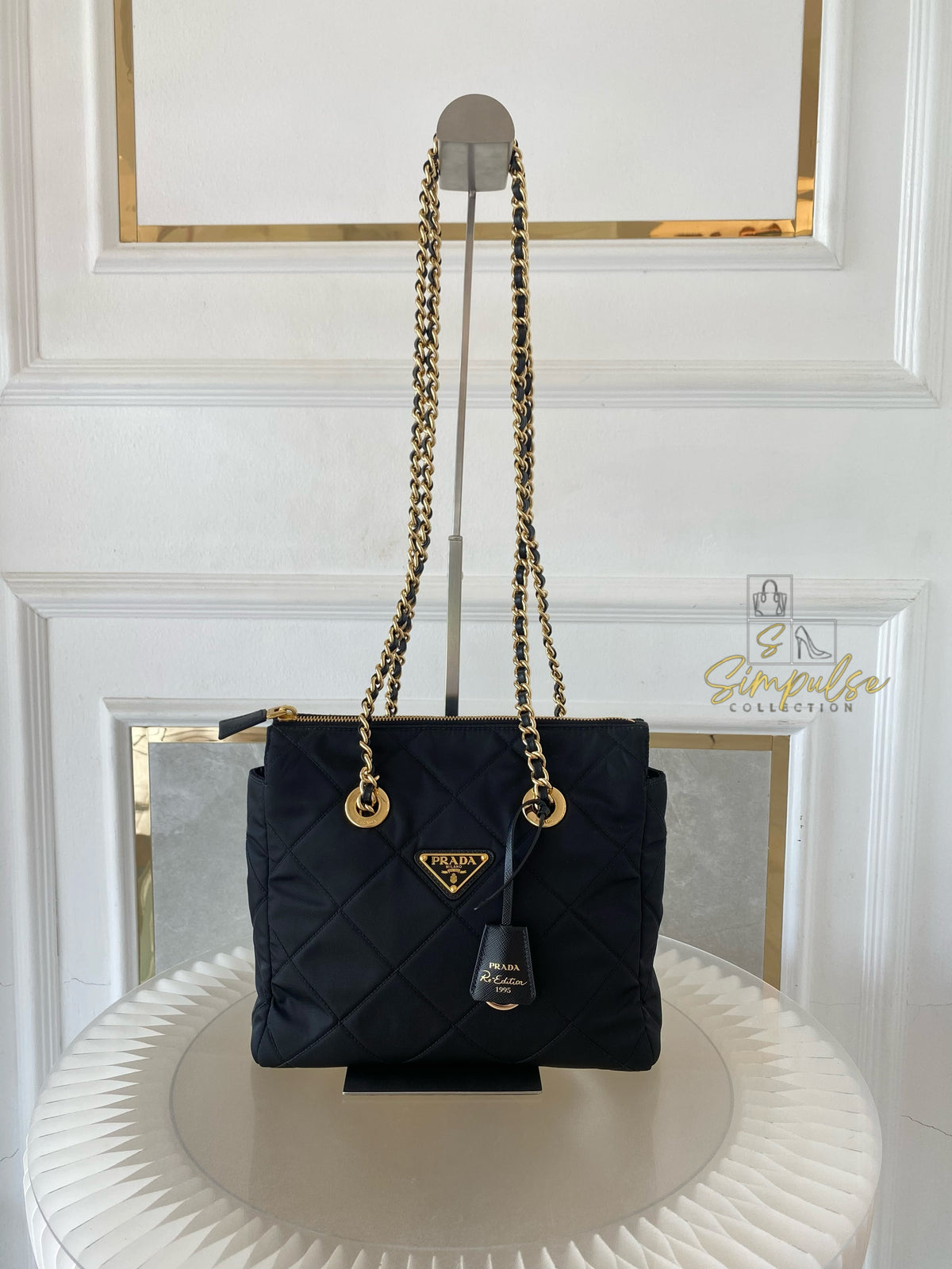 RE-NYLON IMPUNTO QUILTED RE-EDITION 1995 CHAIN SHOULDER BAG