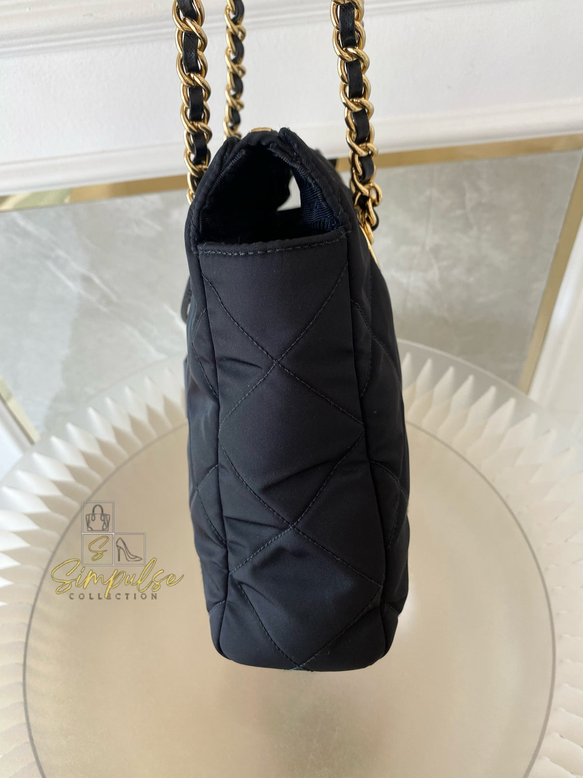 RE-NYLON IMPUNTO QUILTED RE-EDITION 1995 CHAIN SHOULDER BAG
