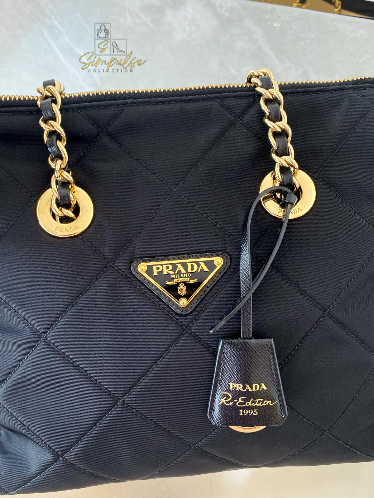 RE-NYLON IMPUNTO QUILTED RE-EDITION 1995 CHAIN SHOULDER BAG