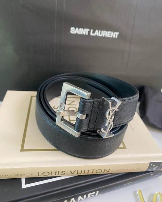 Yves Saint Laurent Cassandre Slim Black Leather belt