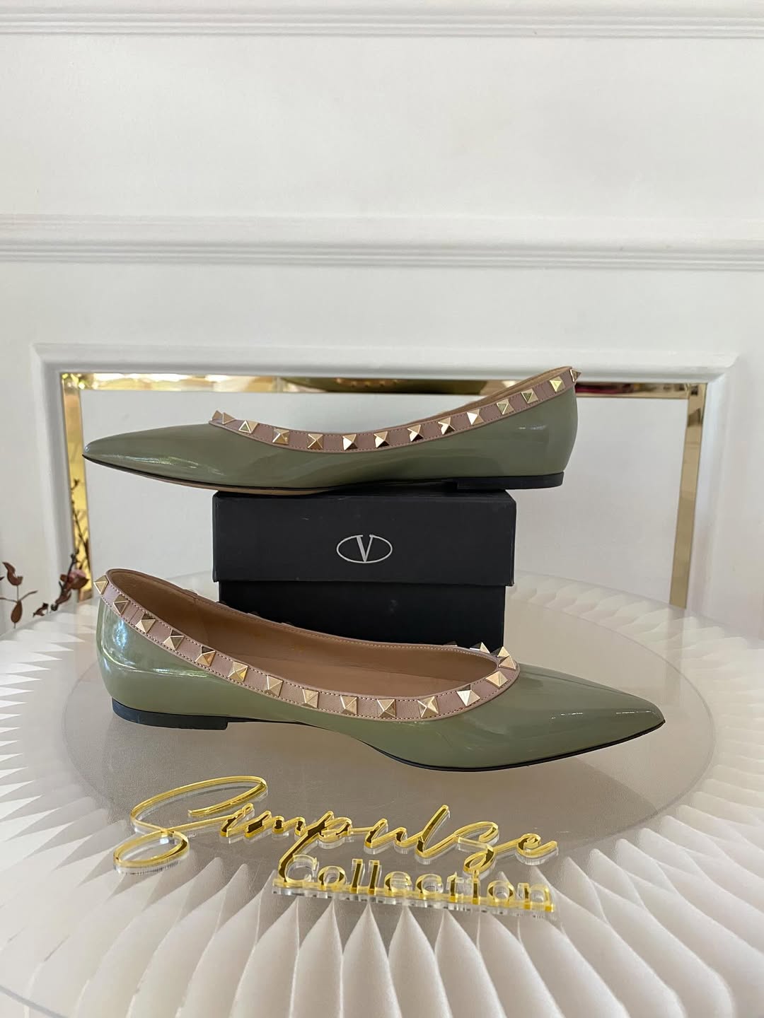 VLTN Light Green Leather Rockstud Ballet Flats