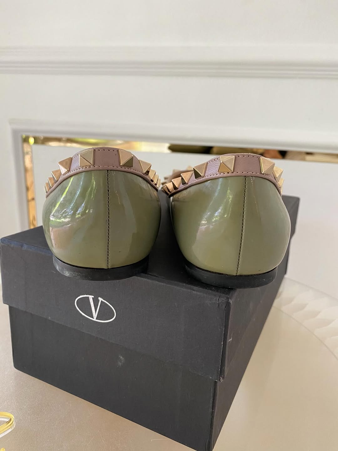 VLTN Light Green Leather Rockstud Ballet Flats