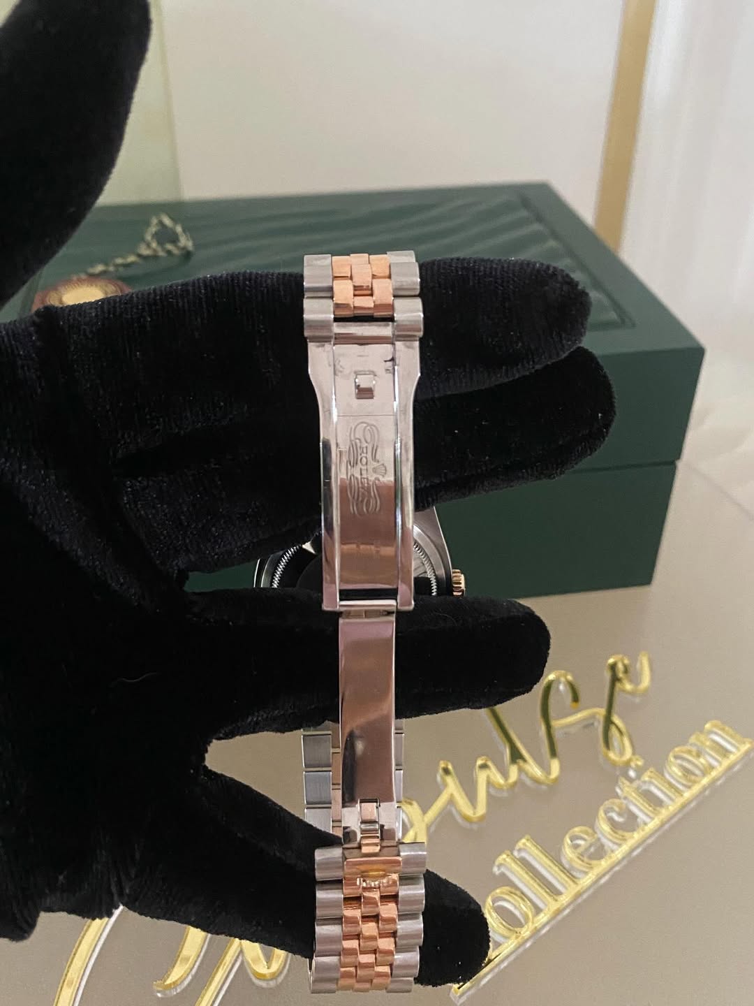 Rolex Ever Rosegold Black Face w/ Dia
