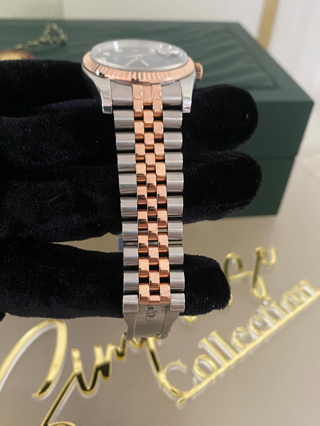 Rolex Ever Rosegold Black Face w/ Dia