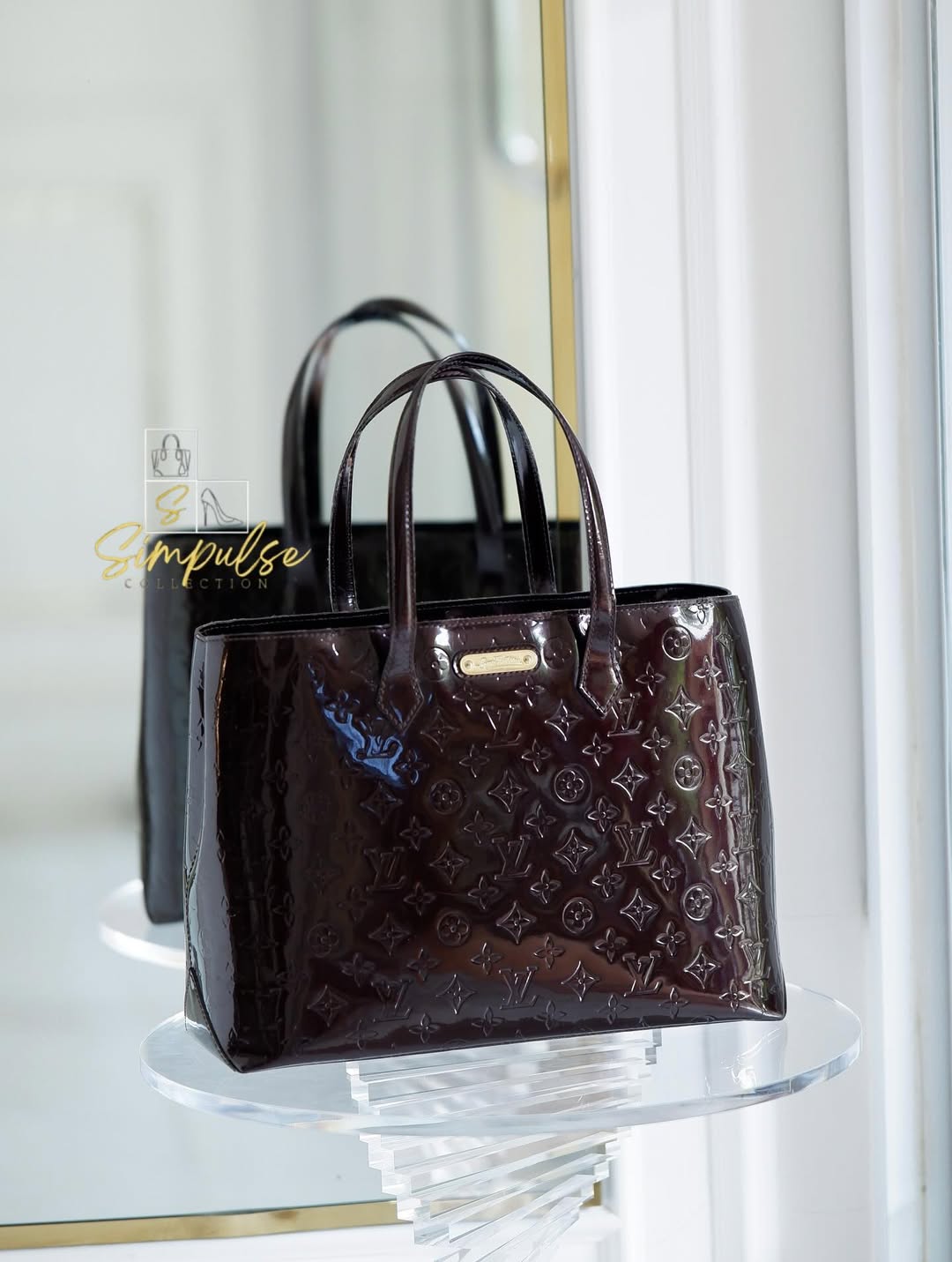 LOUIS VUITTON Amarante Mono Vernis Wiltshire Mm Bag