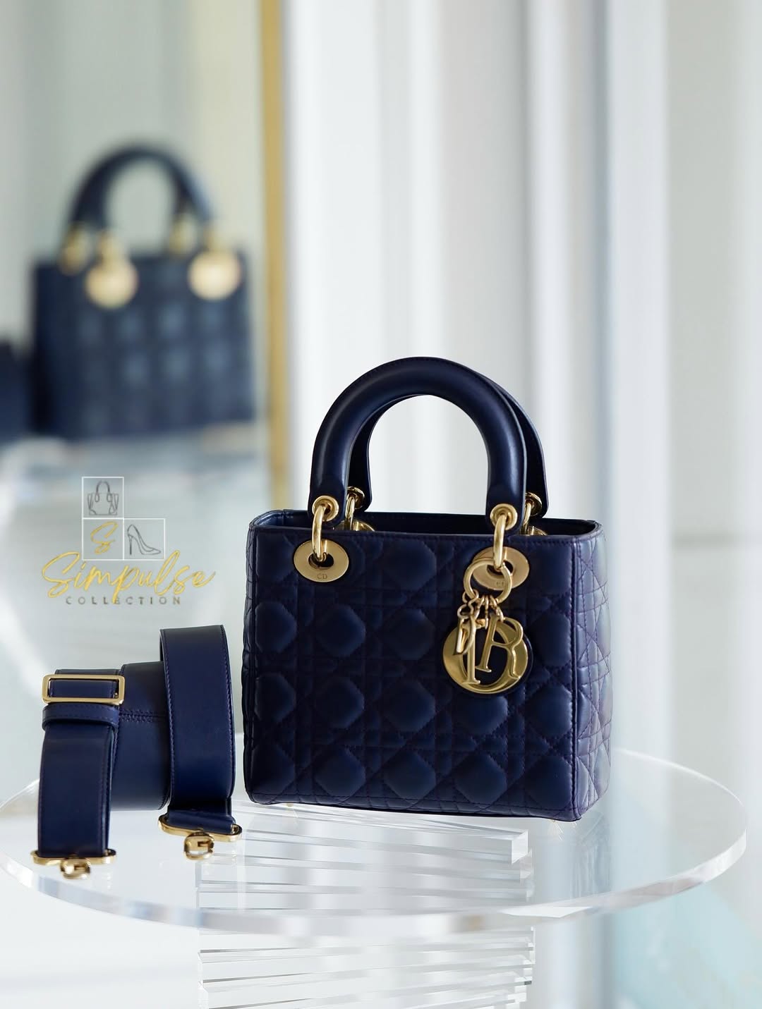 Lady D Small GHW