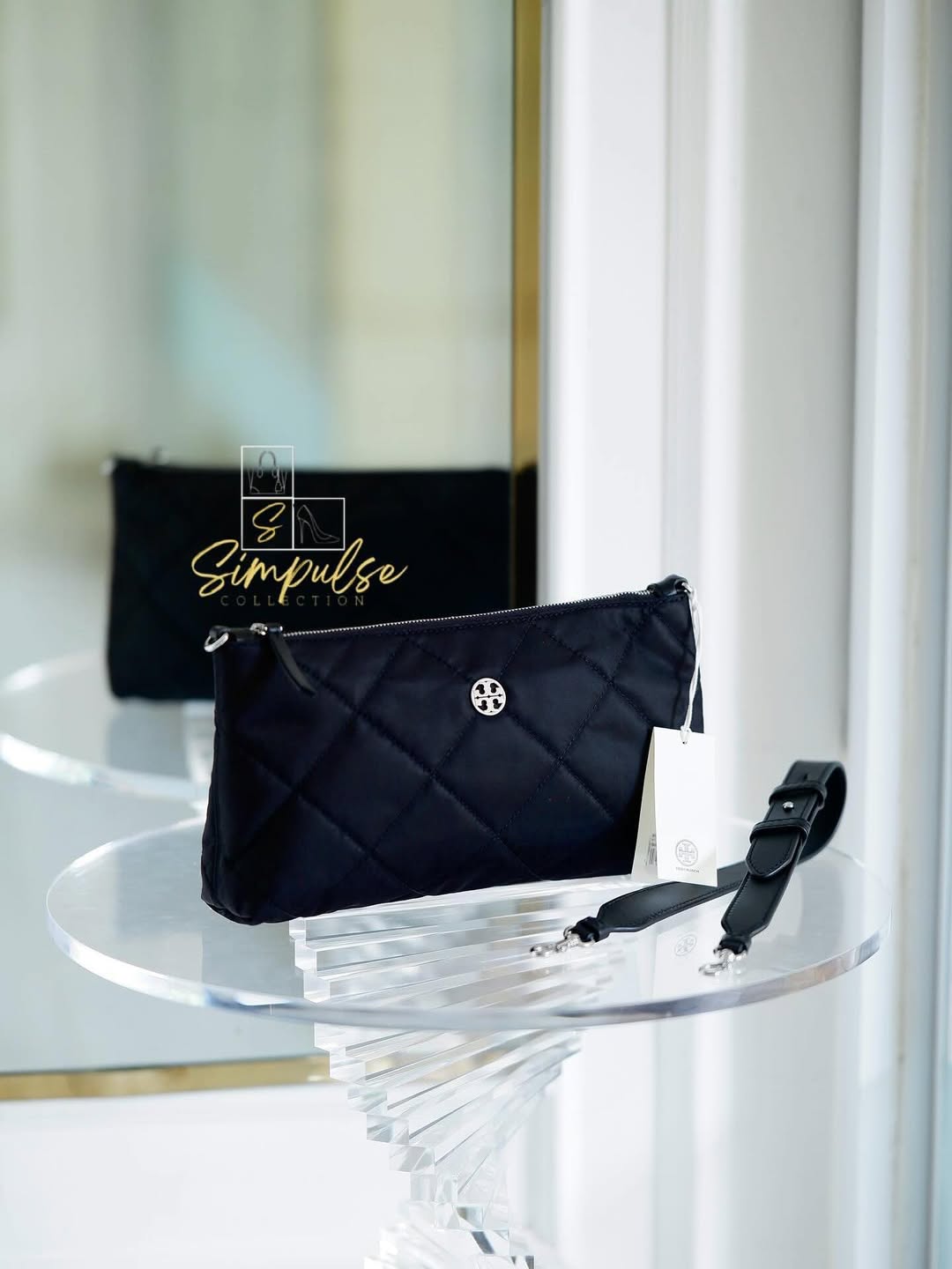 Tory Burch Willa Quilted Nylon Zip Shoulder Bag Brand