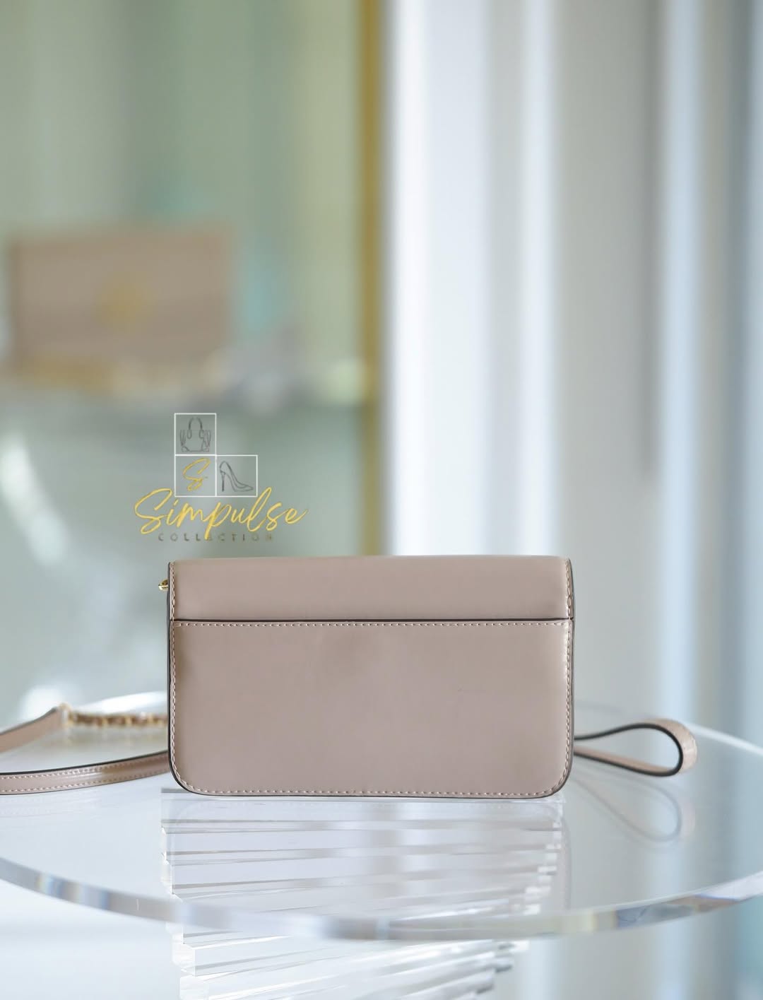 Tory Burch Britten Patent Chain Wallet