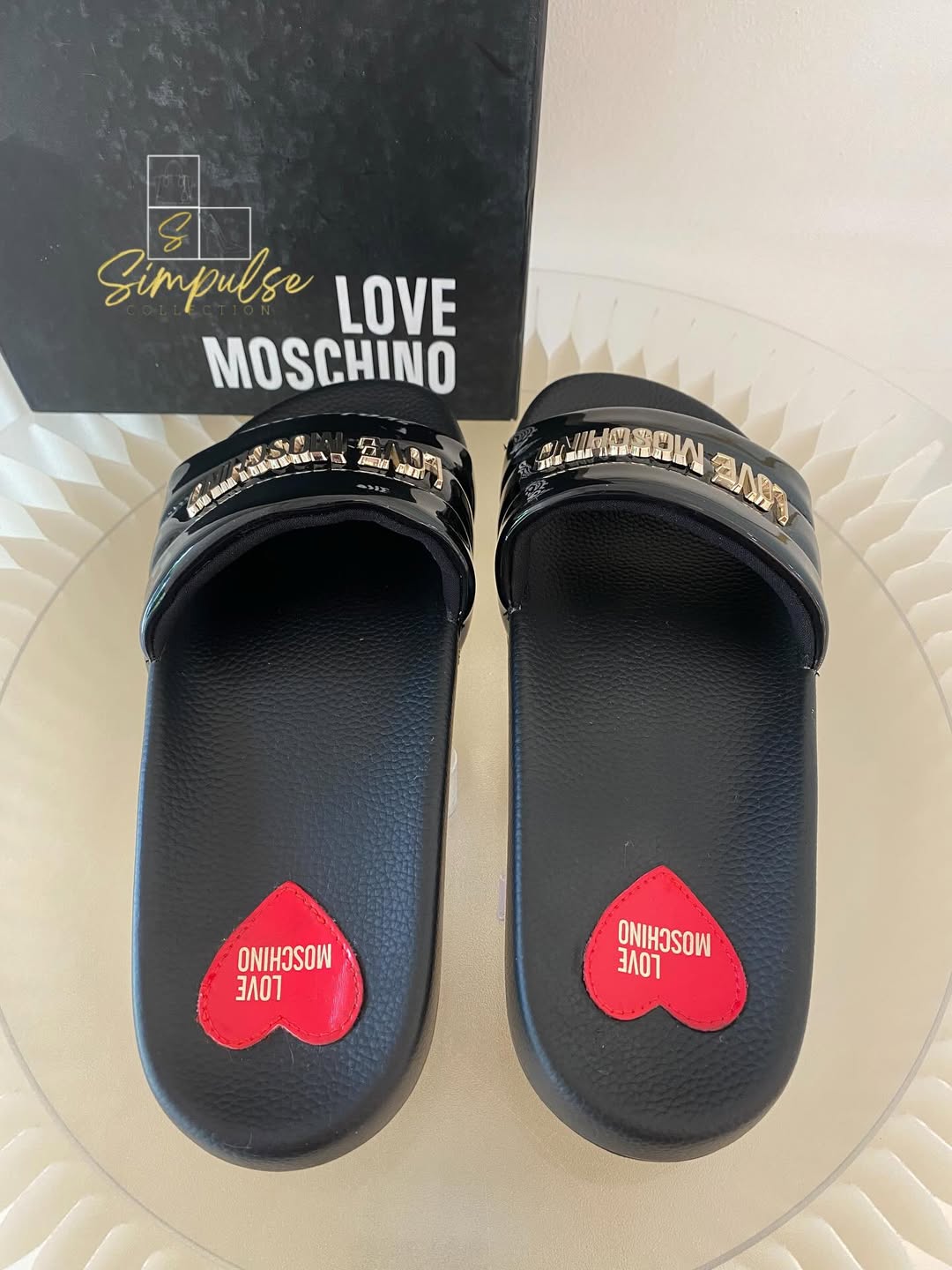 Love MOSCHINO Slides