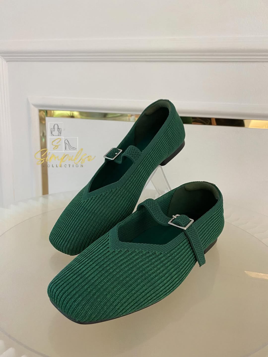 VIVAIA MARGOT Mary Jane Flats