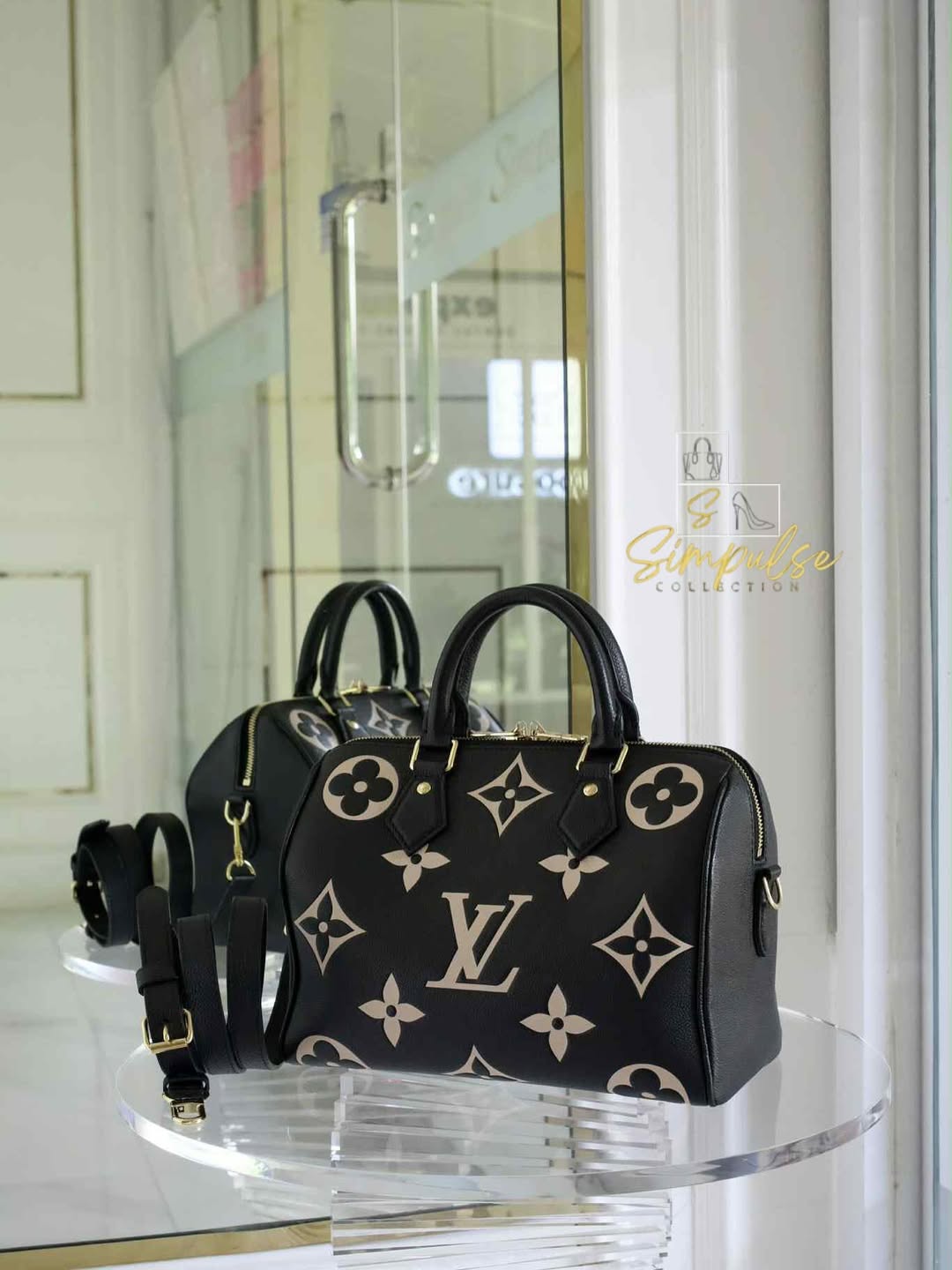 LOUIS VUITTON Speedy Bandouliere 25 Empreinte Leather Black