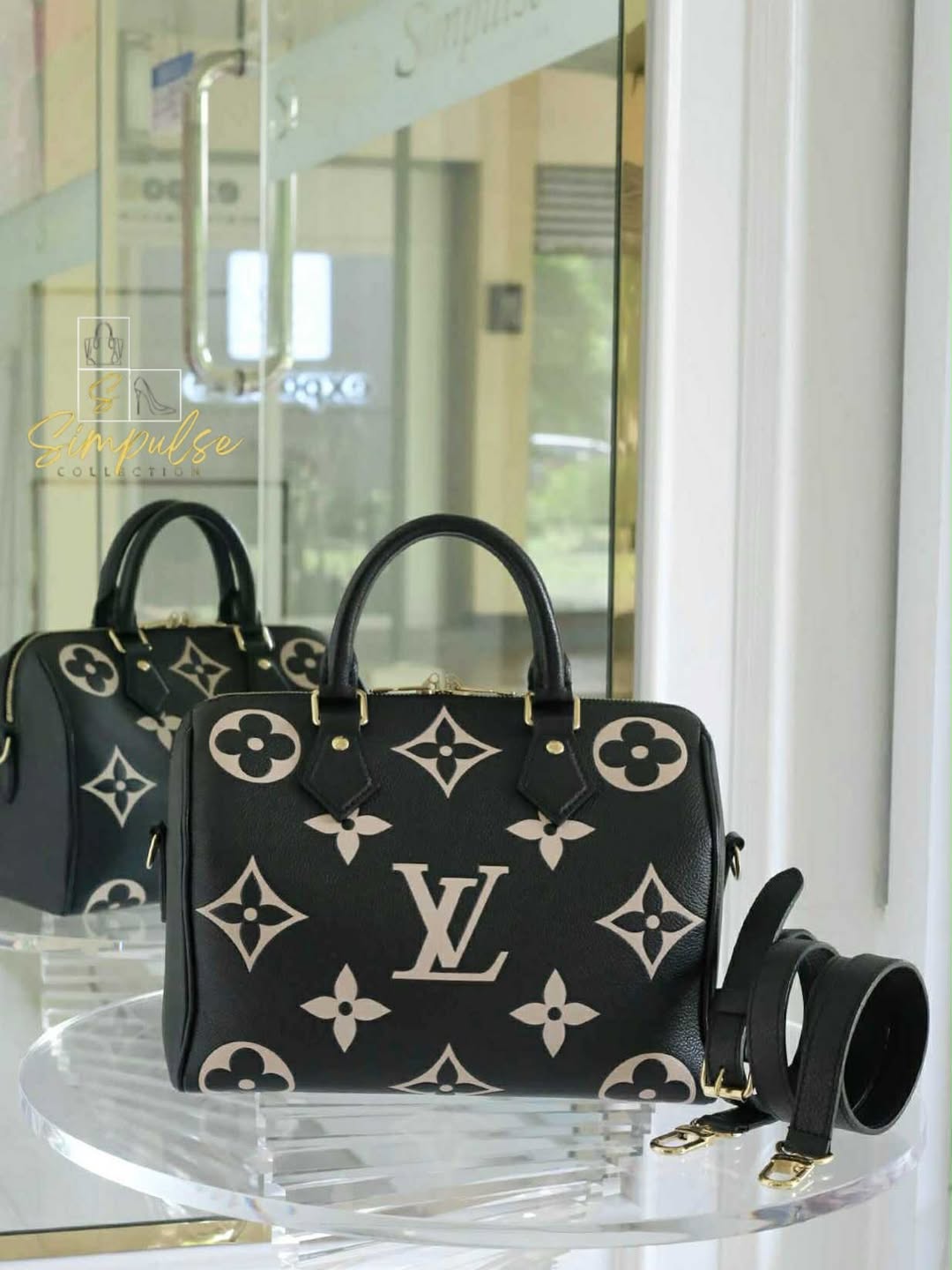LOUIS VUITTON Speedy Bandouliere 25 Empreinte Leather Black