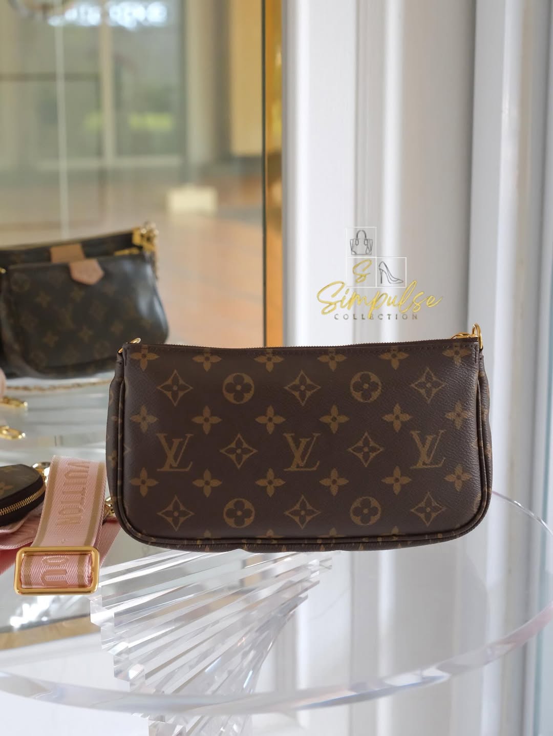 LOUIS VUITTON Multi Pochette Monogram Pink Strap