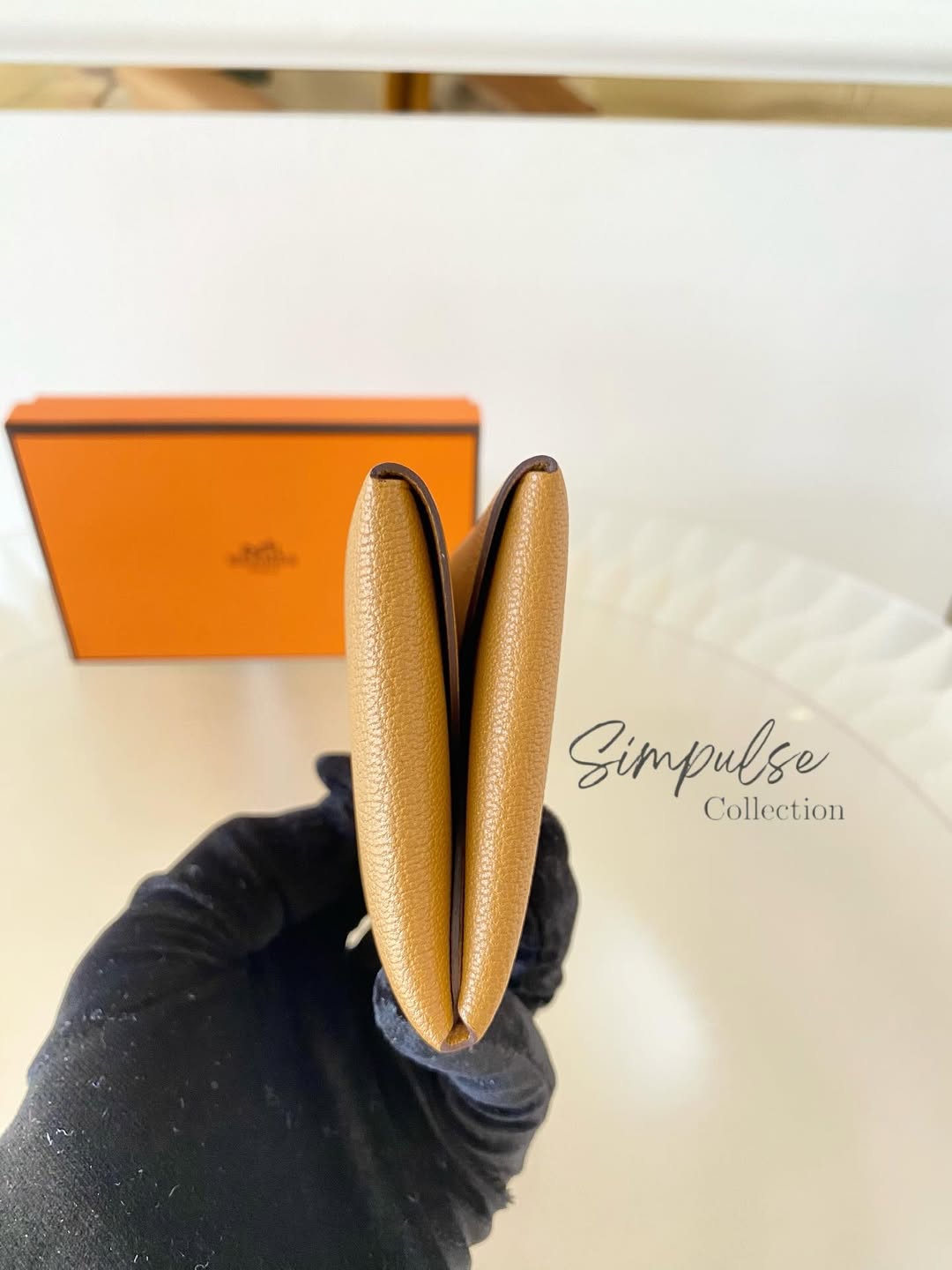 HERMES Calvi Duo Compact Cardholder