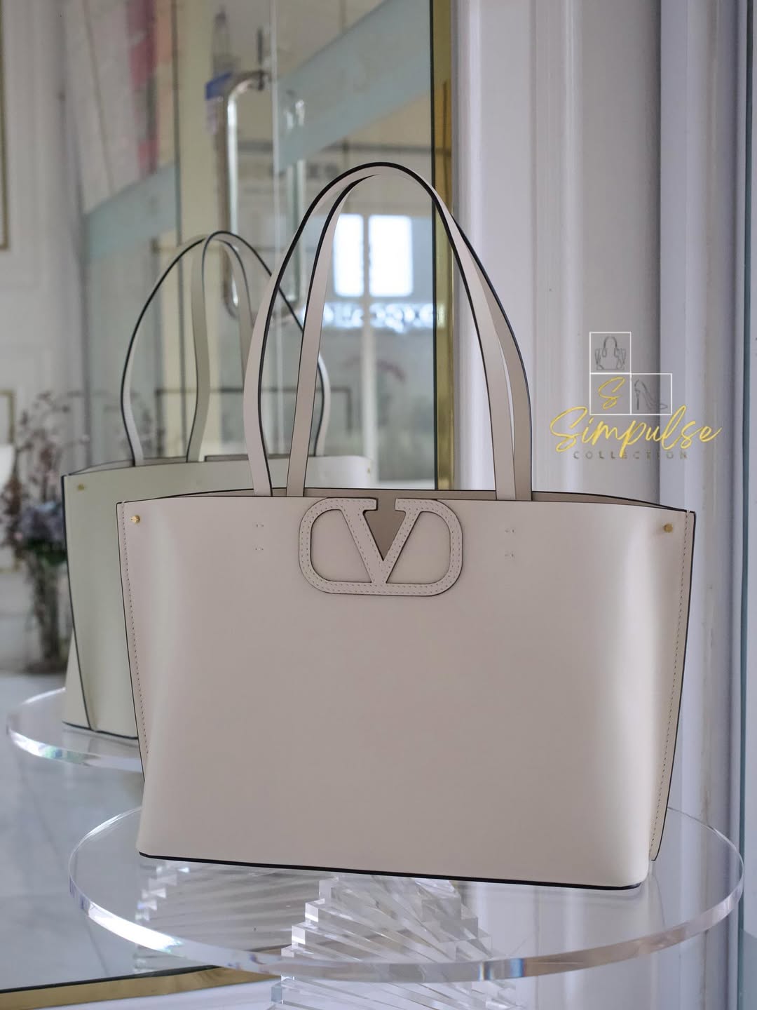 VLTN Fill Me White Ivory Tote Bag