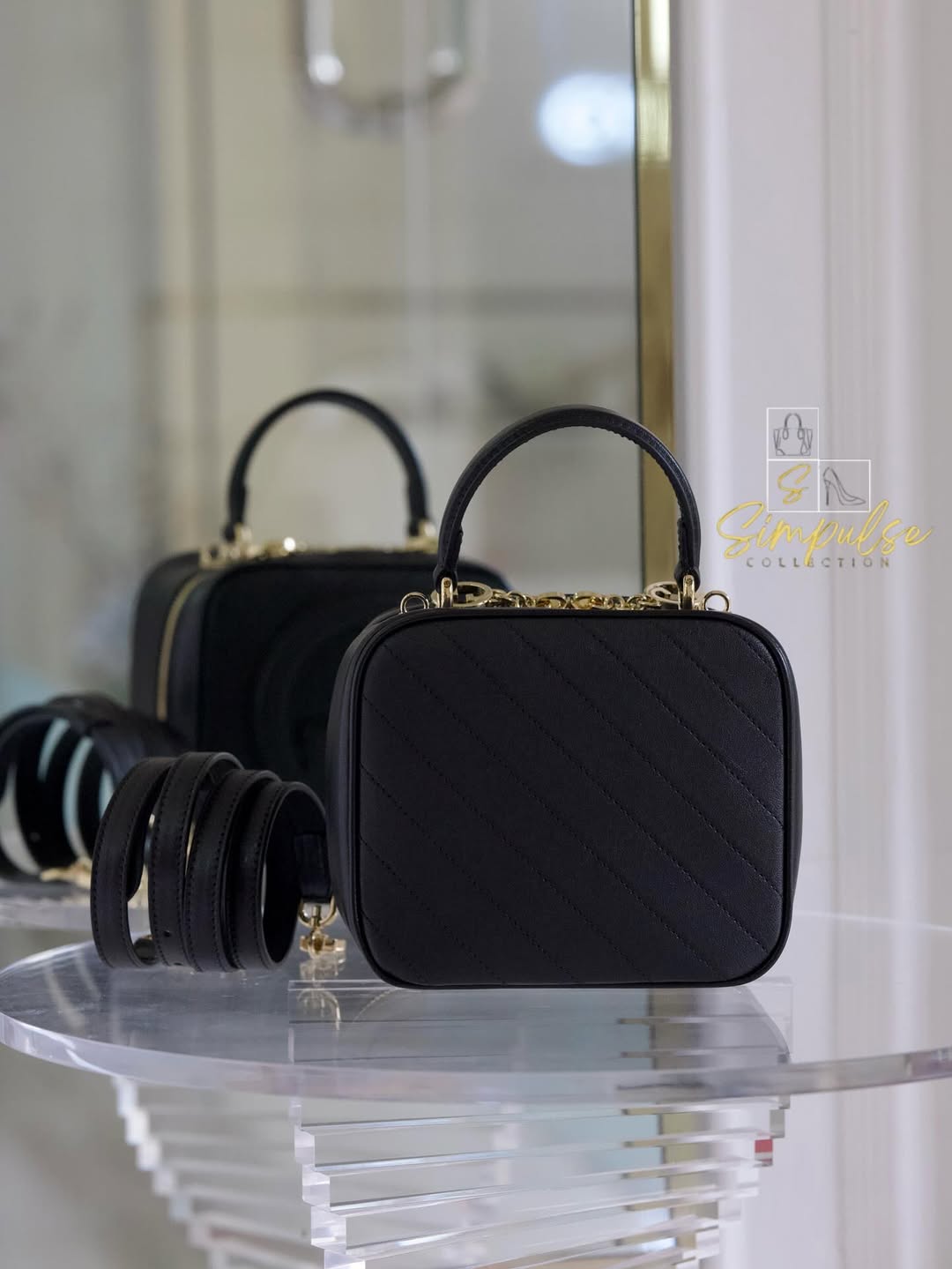 GUCCI Blondie 2-Way Top Handle Bag