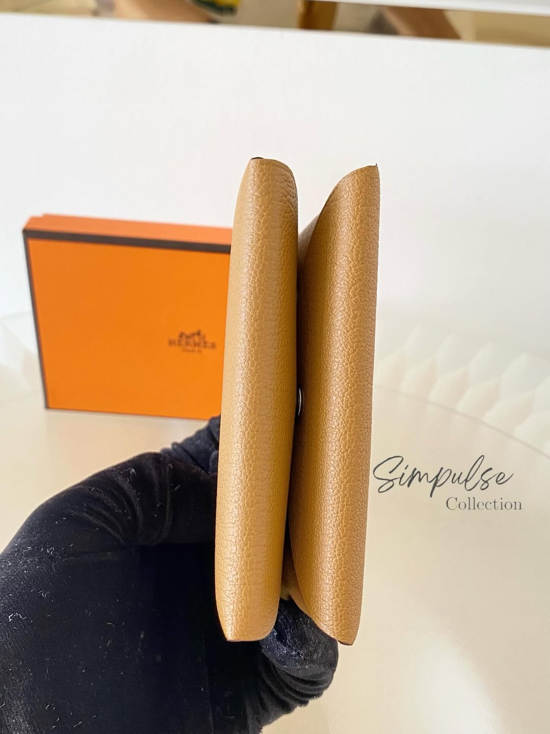 HERMES Calvi Duo Compact Cardholder