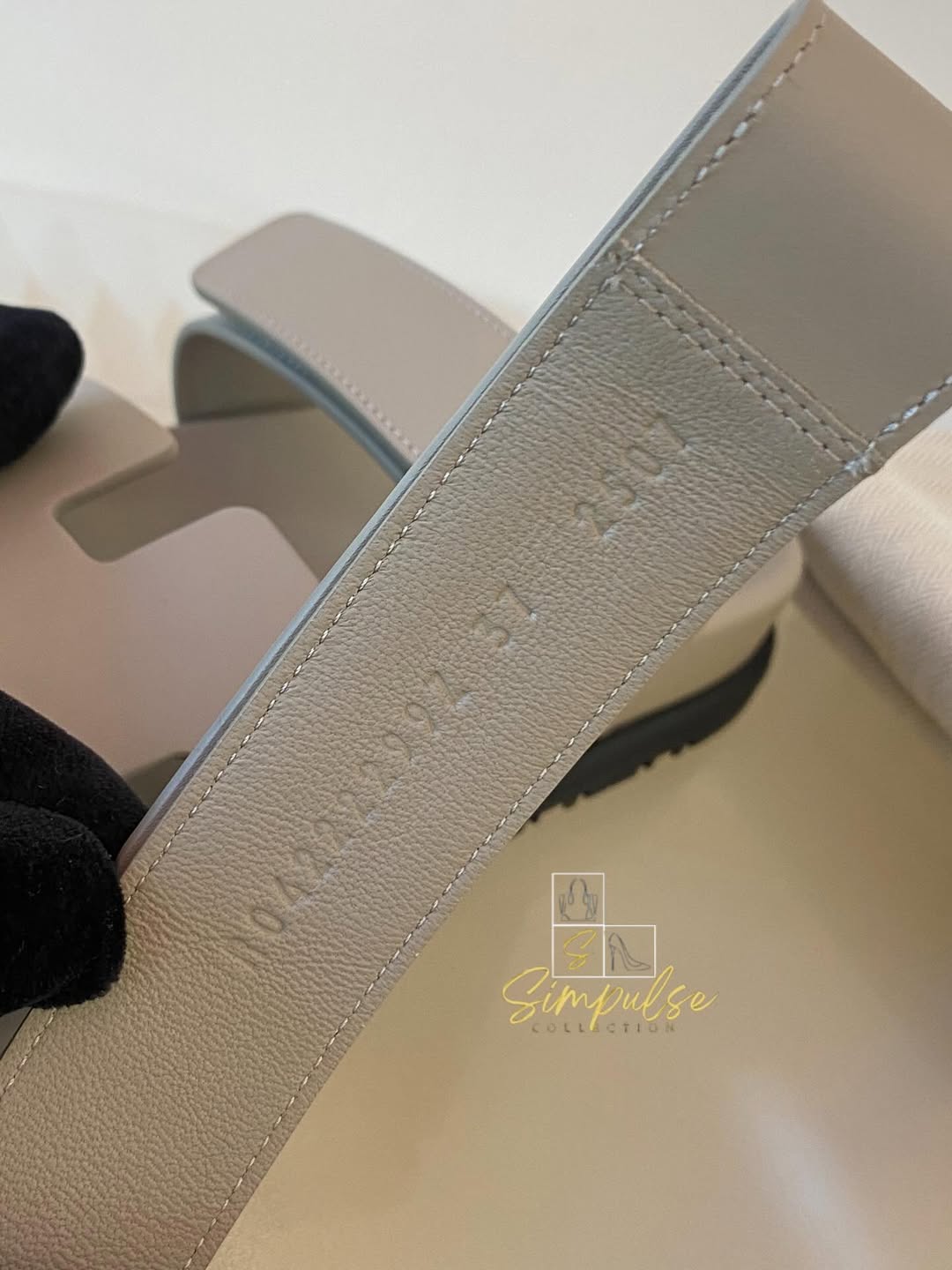 HERMES Chypre Sandals