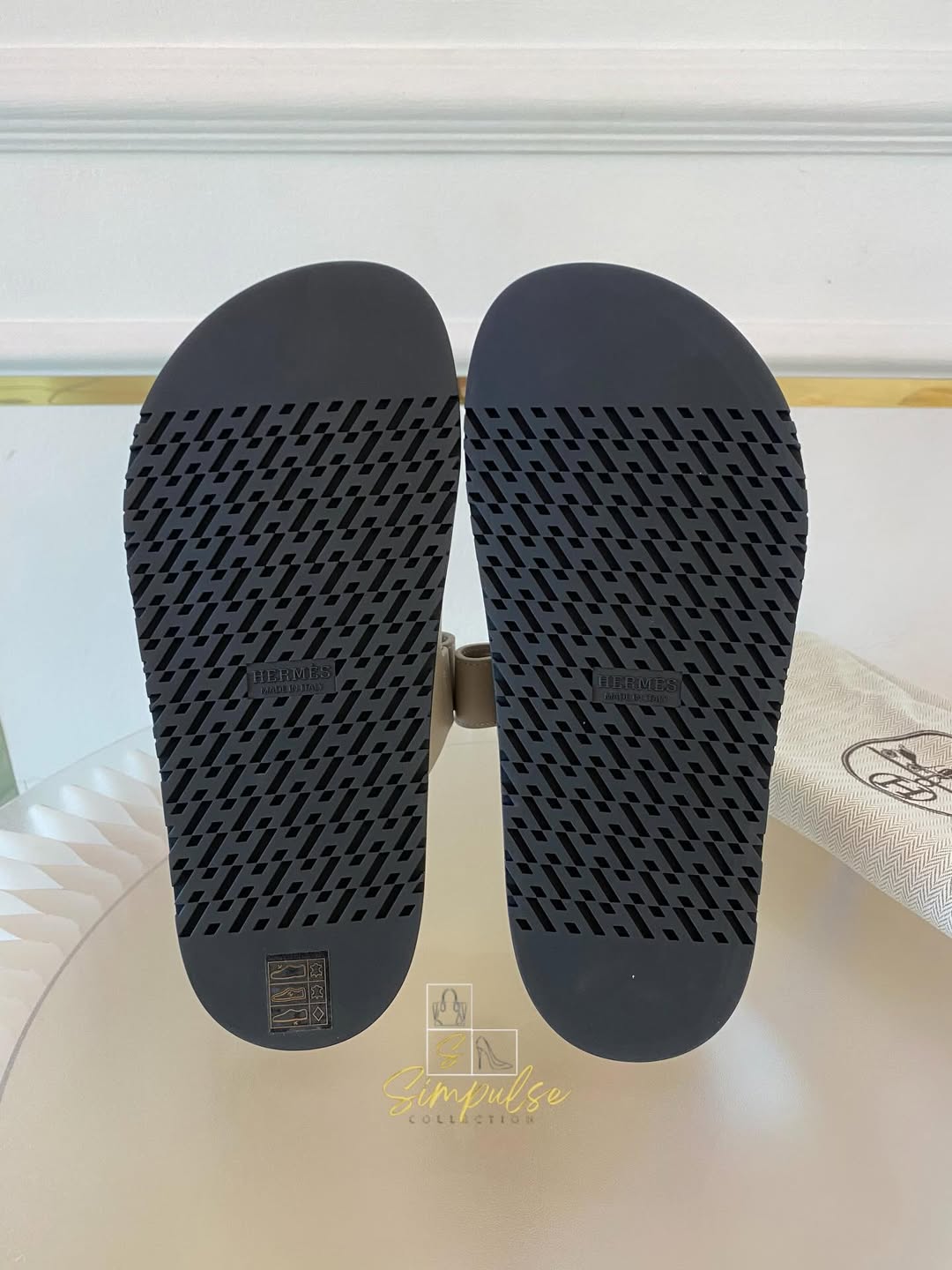 HERMES Chypre Sandals