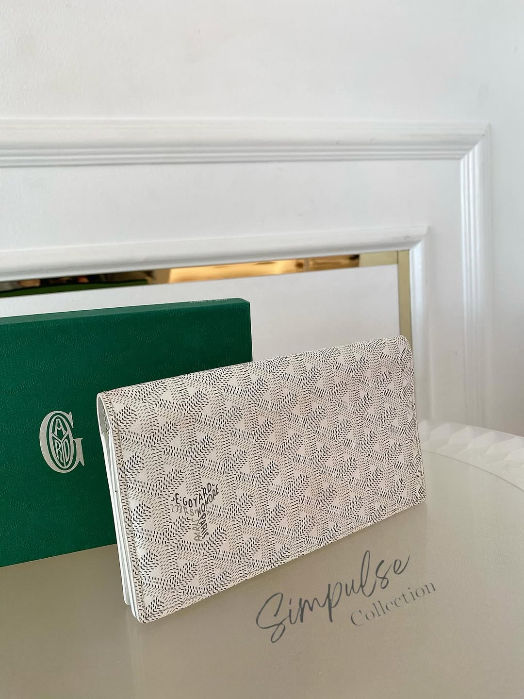 Richelieu Long Bifold Wallet