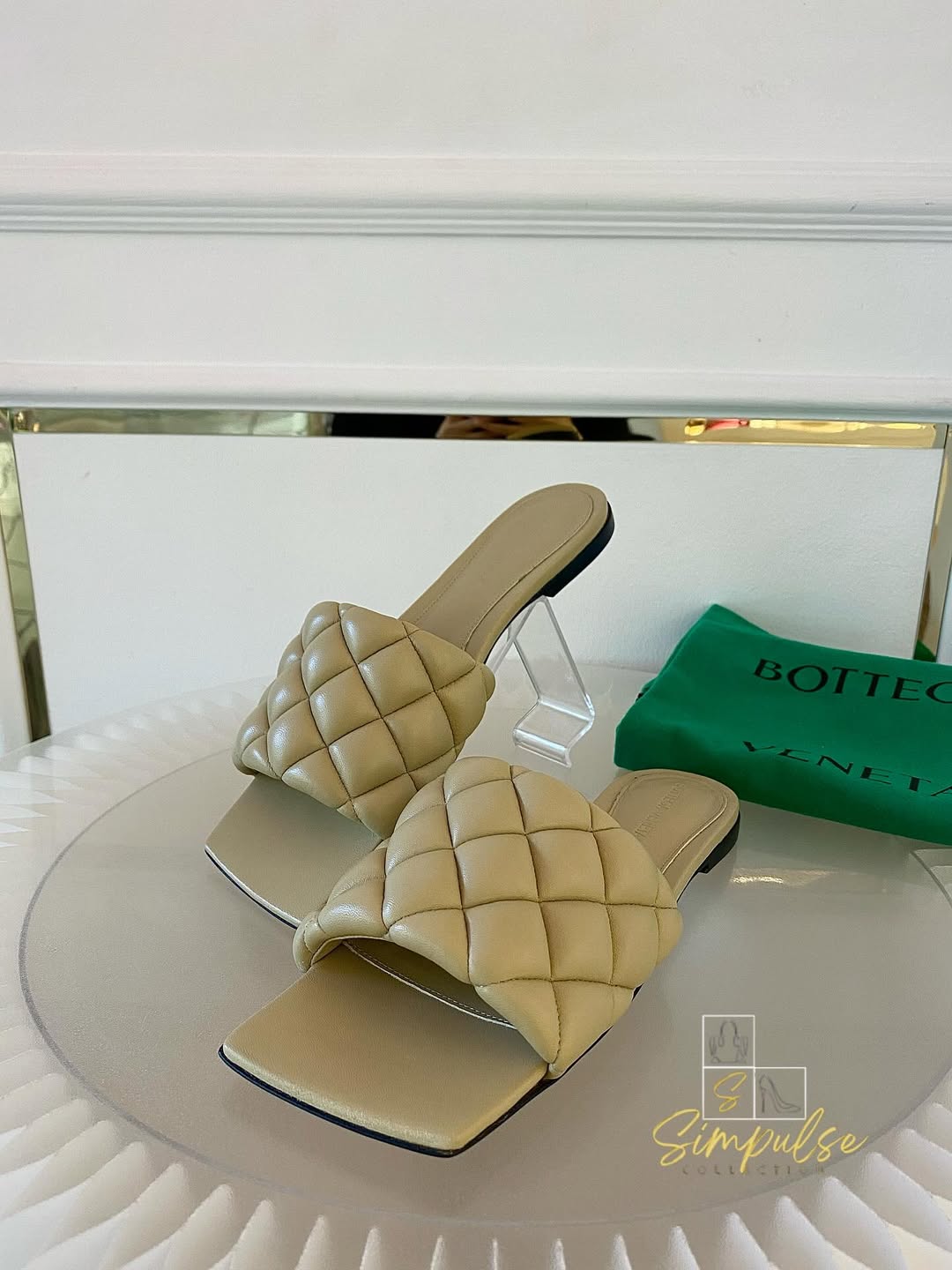 BOTTEGA VENETA Padded Leather Flats