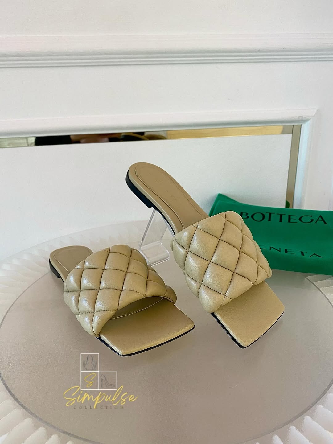 BOTTEGA VENETA Padded Leather Flats