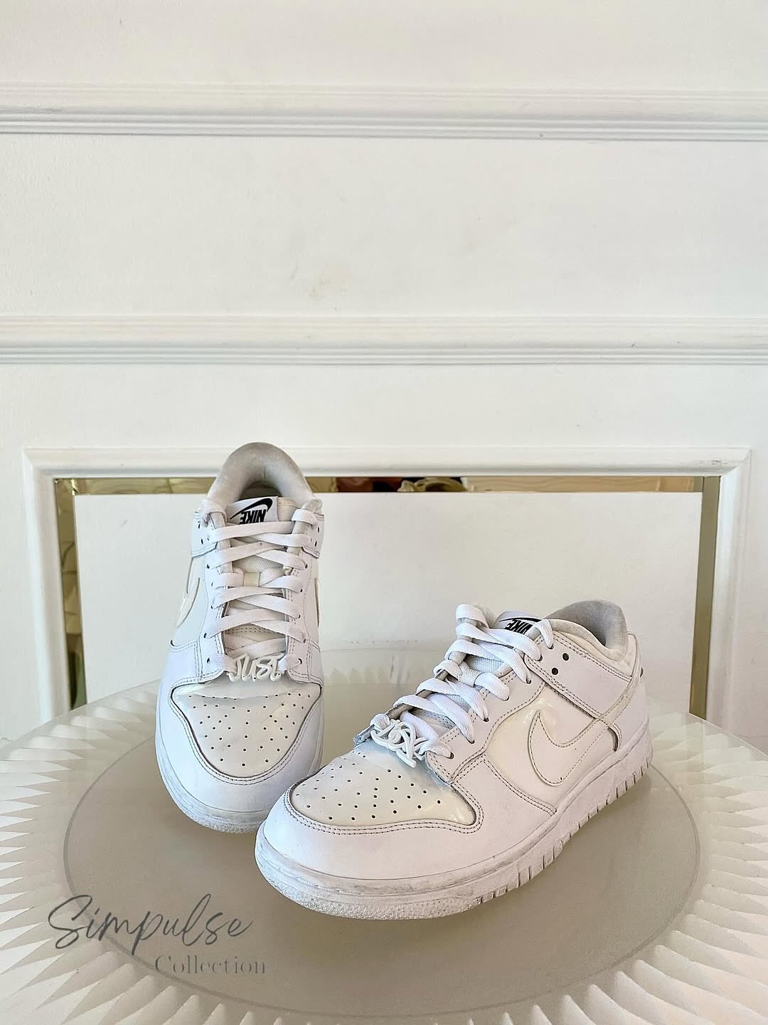 NIKE Dunk Low SE “JUST DO IT” Sneakers