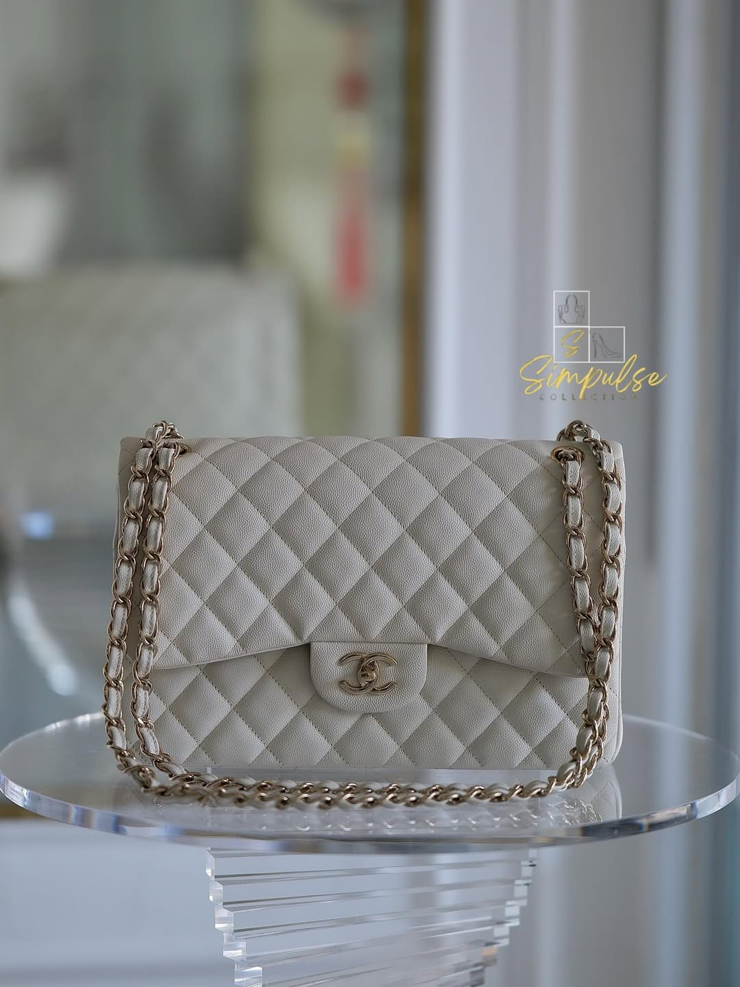 CHANEL Jumbo Double Flap Caviar LGHW