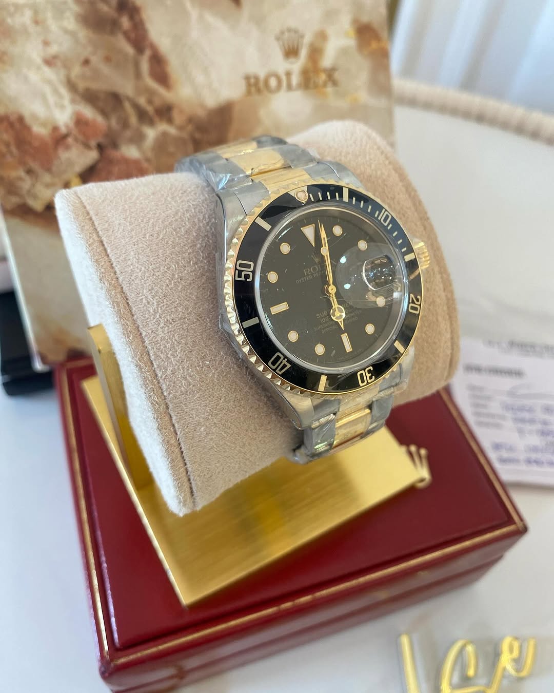 R Submariner Black Face