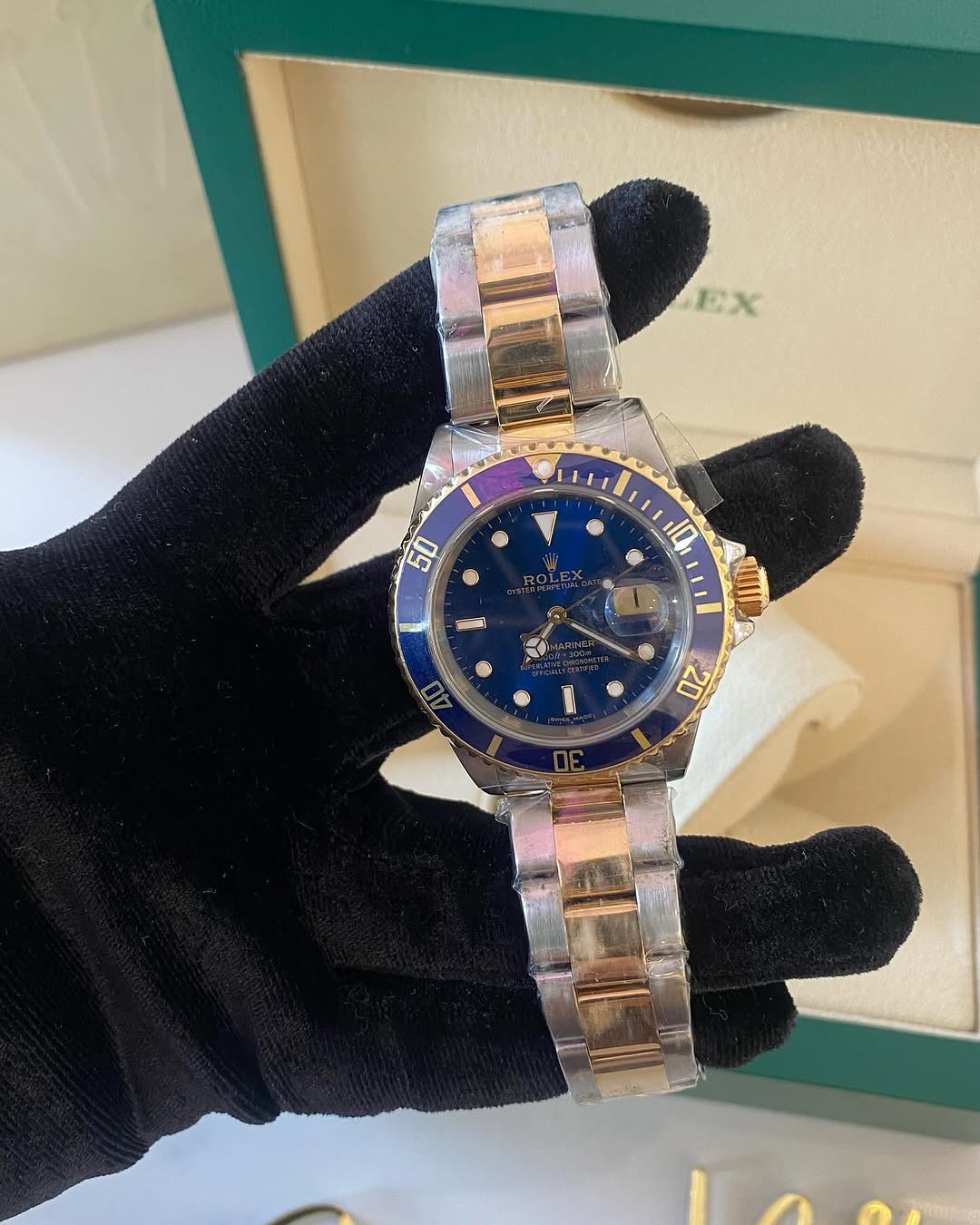 R Submariner Bluesy