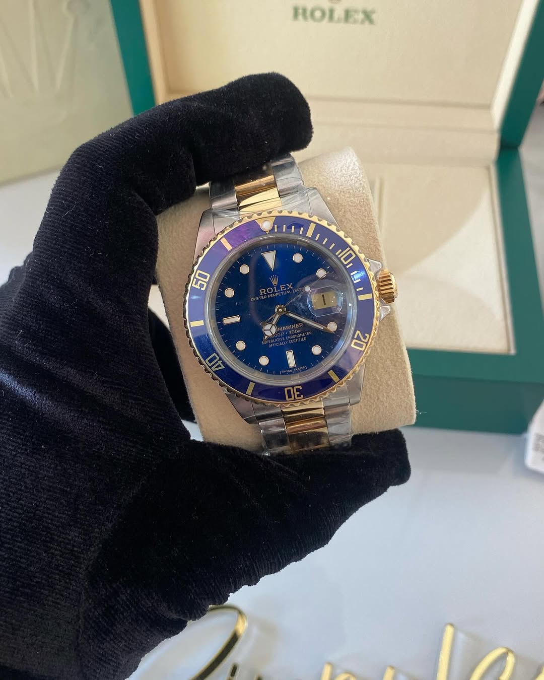 R Submariner Bluesy