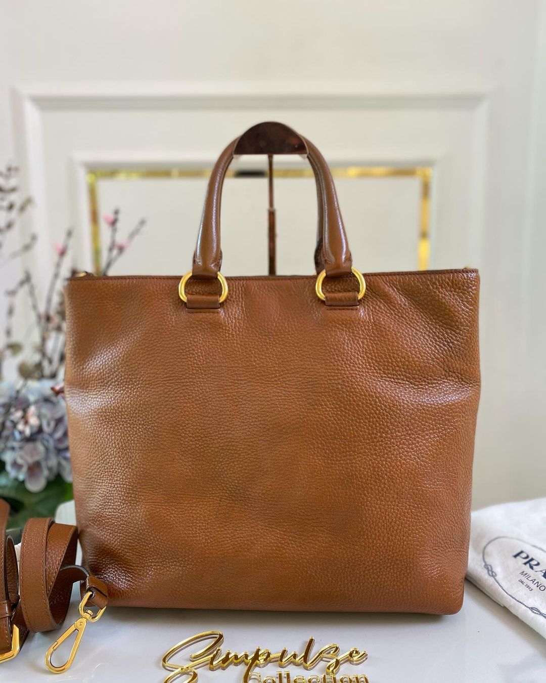 P Vitello Daino Tote Bag