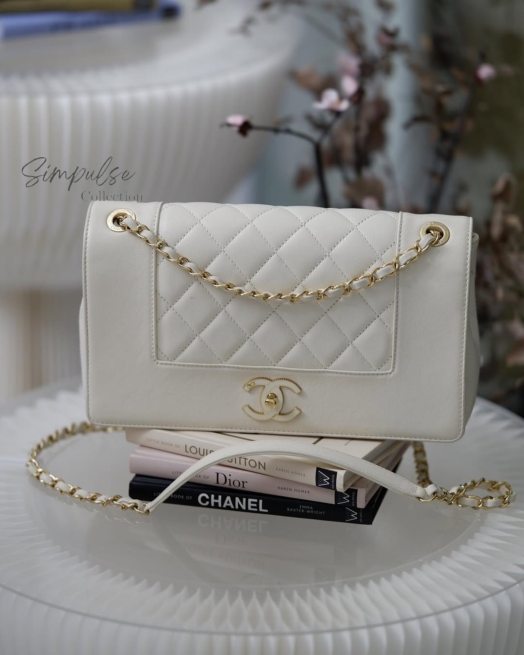 C Mademoiselle White