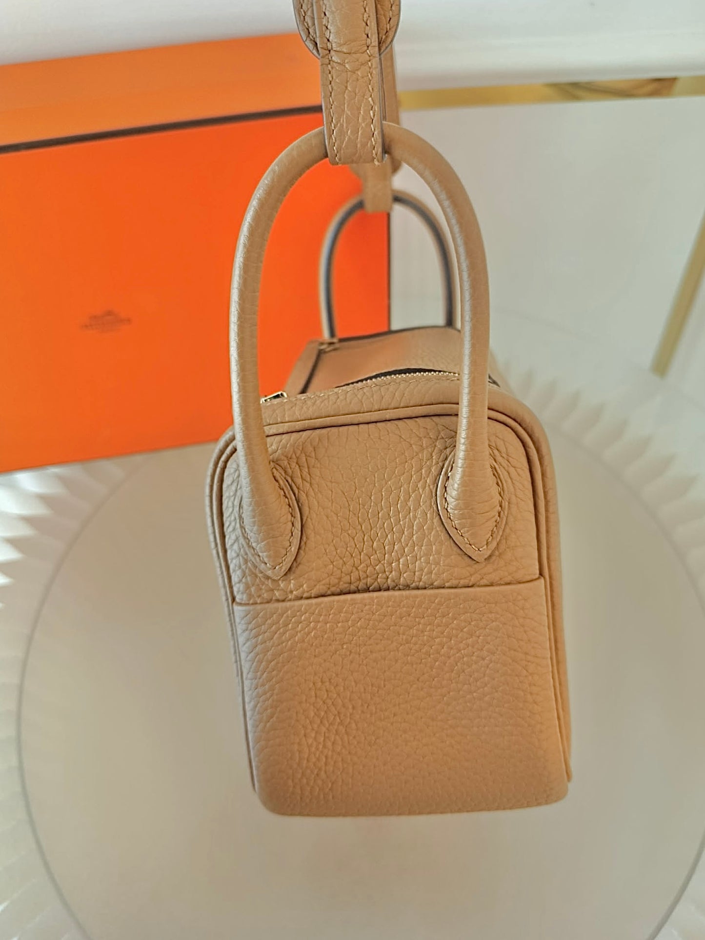 HERMES Mini Lindy Biscuit GHW