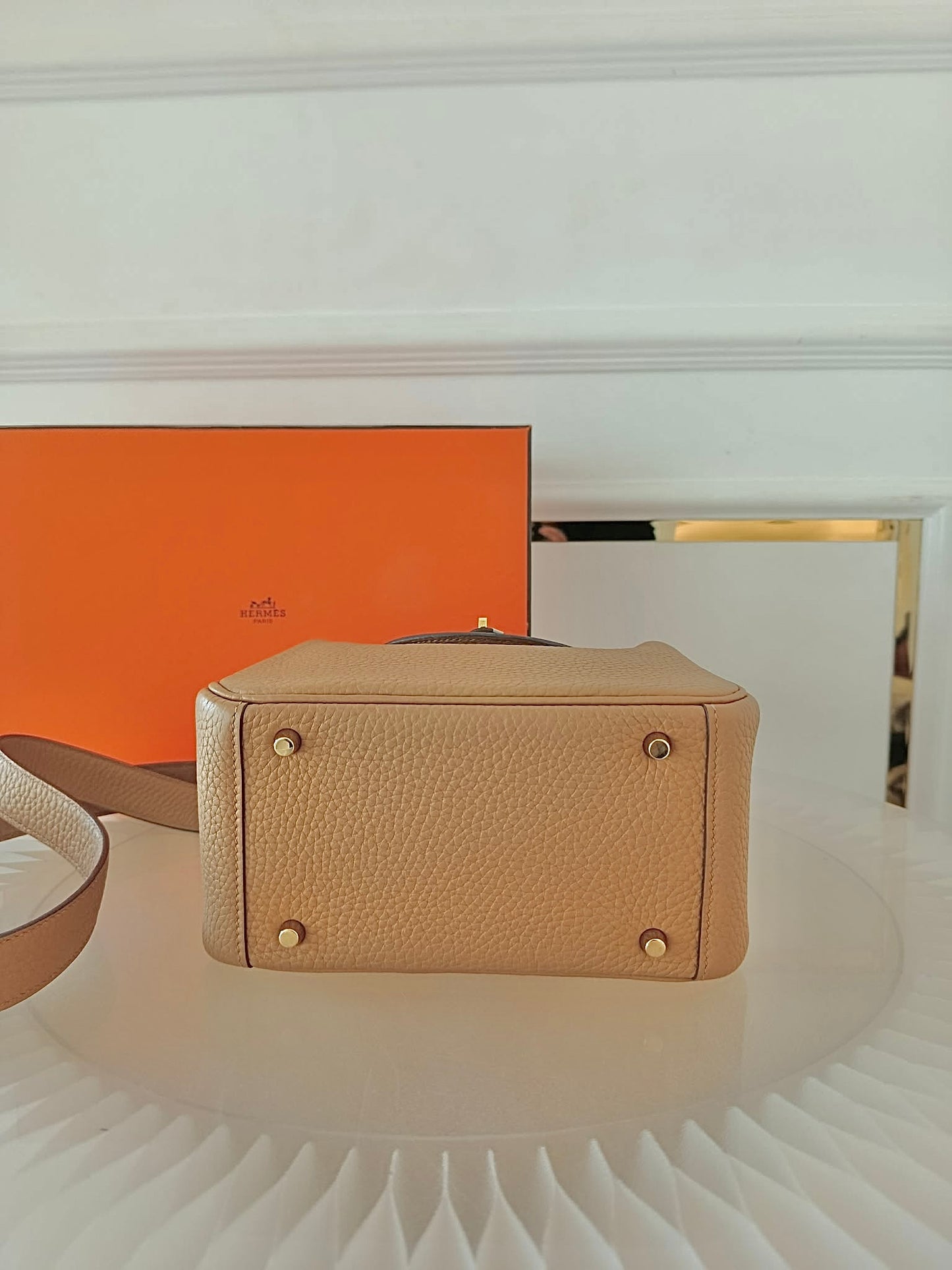 HERMES Mini Lindy Biscuit GHW