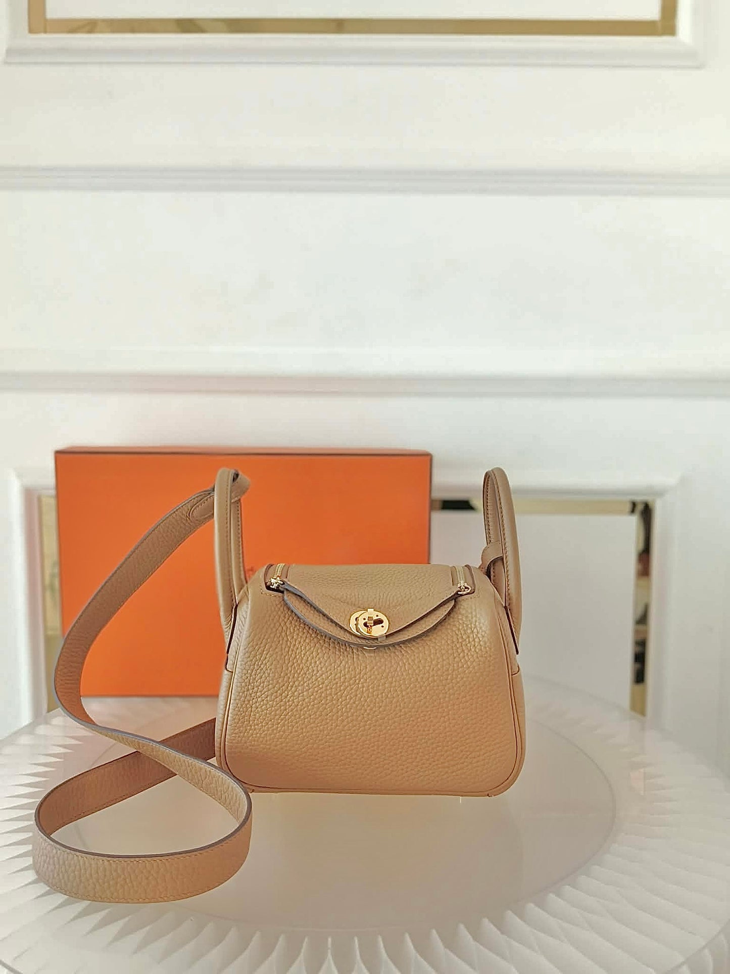 HERMES Mini Lindy Biscuit GHW